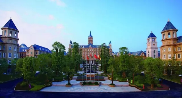 恒大足球?qū)W校